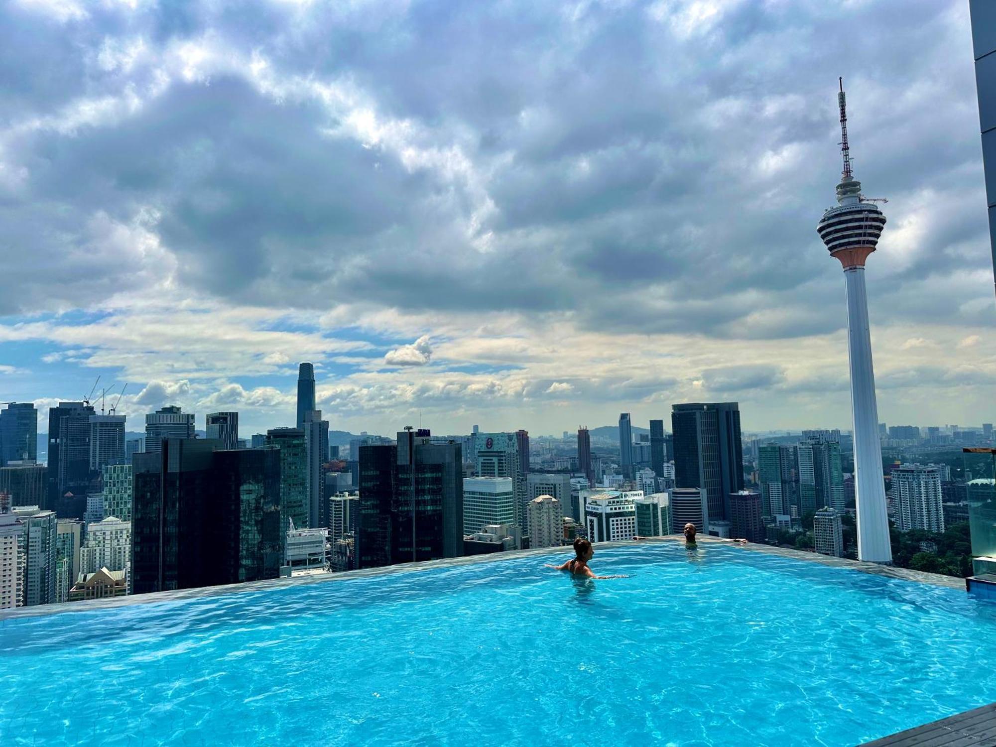 The Platinum Kuala Lumpur By Crown Suites Exterior photo