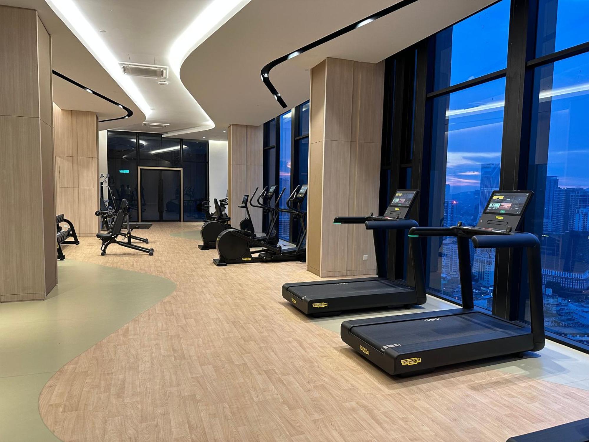 The Platinum Kuala Lumpur By Crown Suites Exterior photo